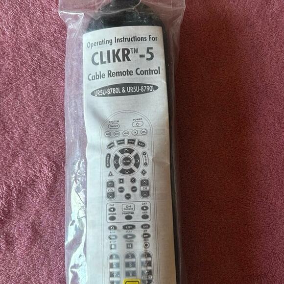 New Spectrum UR5U-8780L-TWC CLIKR-5 Cable Remote Control  (1A-03- 2OU5) - Picture 4 of 4